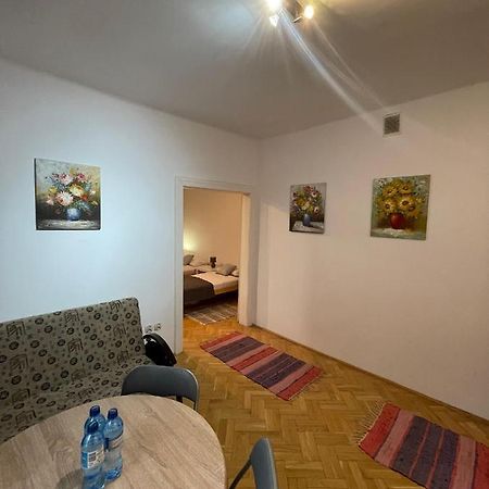 Apartamenty 650 Metrow Od Dworca Przemyśl Eksteriør bilde